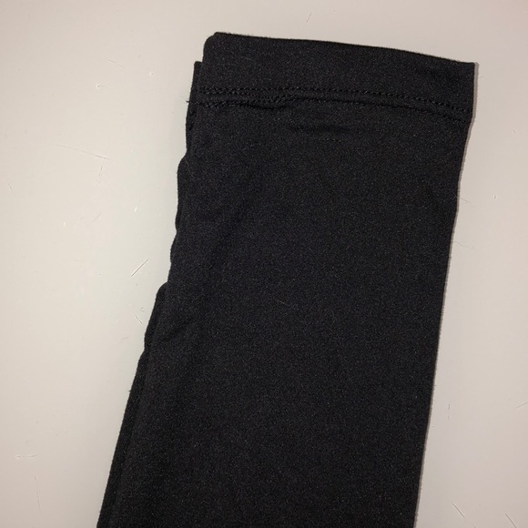 RUE21 Black High Waisted Super Soft Leggings - Picture 4 of 6
